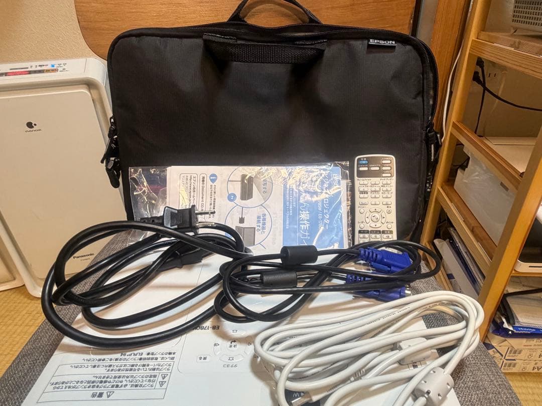 EPSON EB-1780W プロジェクター　使用時間24時間