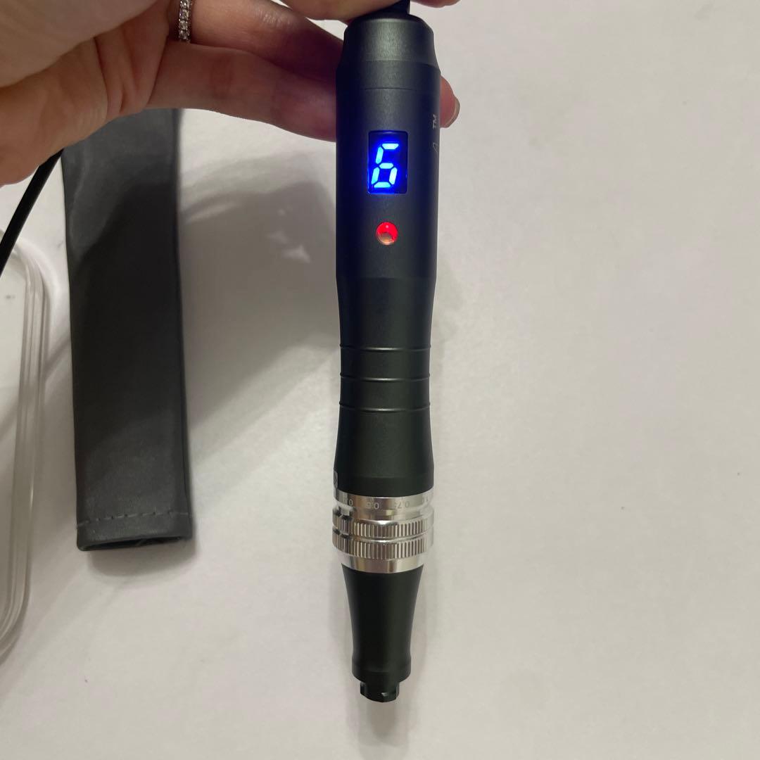 美品Dr.pen ULTIMA-M8 美顔器ダーマペン箱・付属品付き/動作確認済