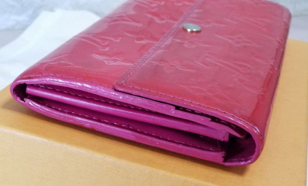 LOUIS VUITTON モノグラム ヴェルニ 長財布 ローズポップ(レッド系