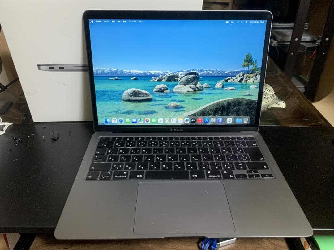極美品 MacBook Air A2337 2020 M1/8GB/256GB