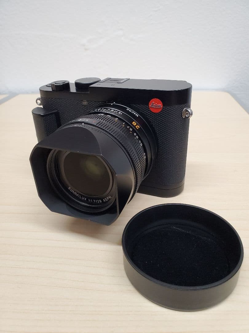 LEICA Q2 (新品予備バッテリー2本付き)セット【美品】くるみ様限定