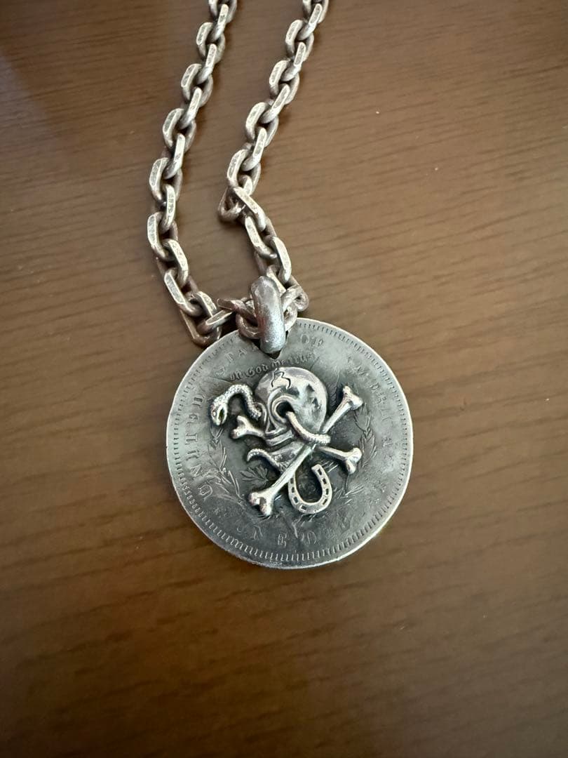 まっこい　　ネックレス