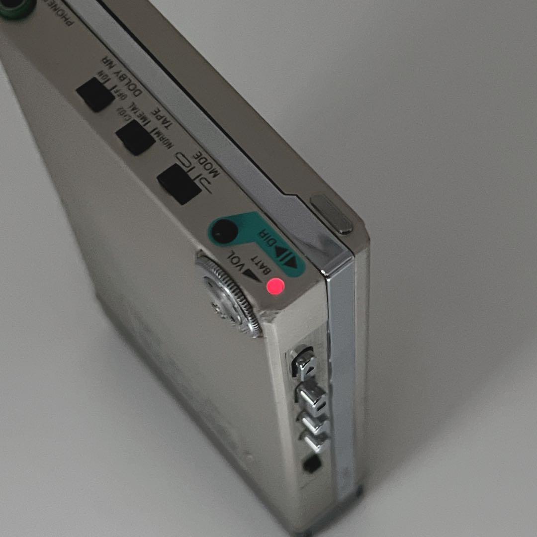 【美品・動作品】 SONY WM-101 カセットウォークマン　音出しOK