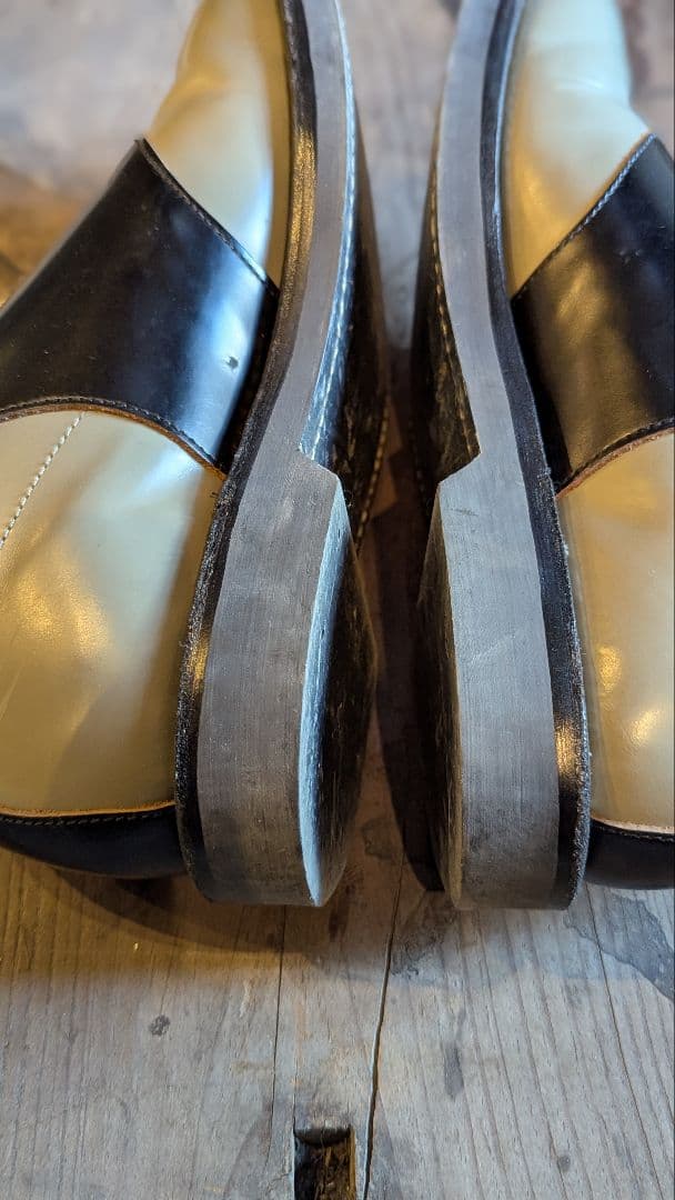 ウバザクラ｜REGAL SADDLE SHOES（グレー／ブラック）