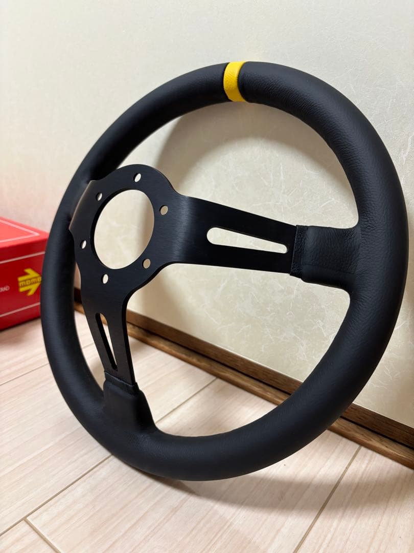 【新品未使用☆】MOMO モデル08 レザー×イエロー　33パイ　付属品完品！