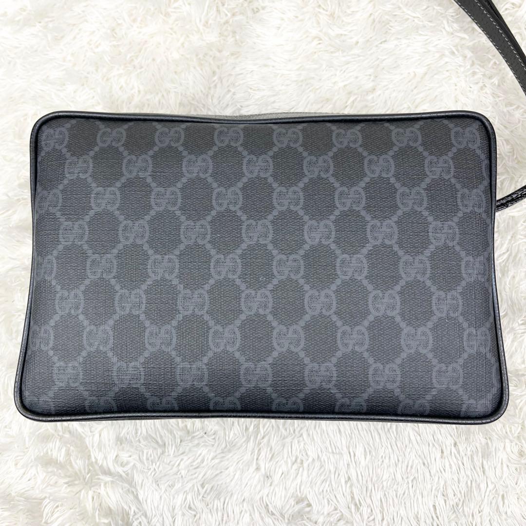 【極美品】オールドグッチ GGスプリーム ロゴ金具 クラッチバッグ ブラック