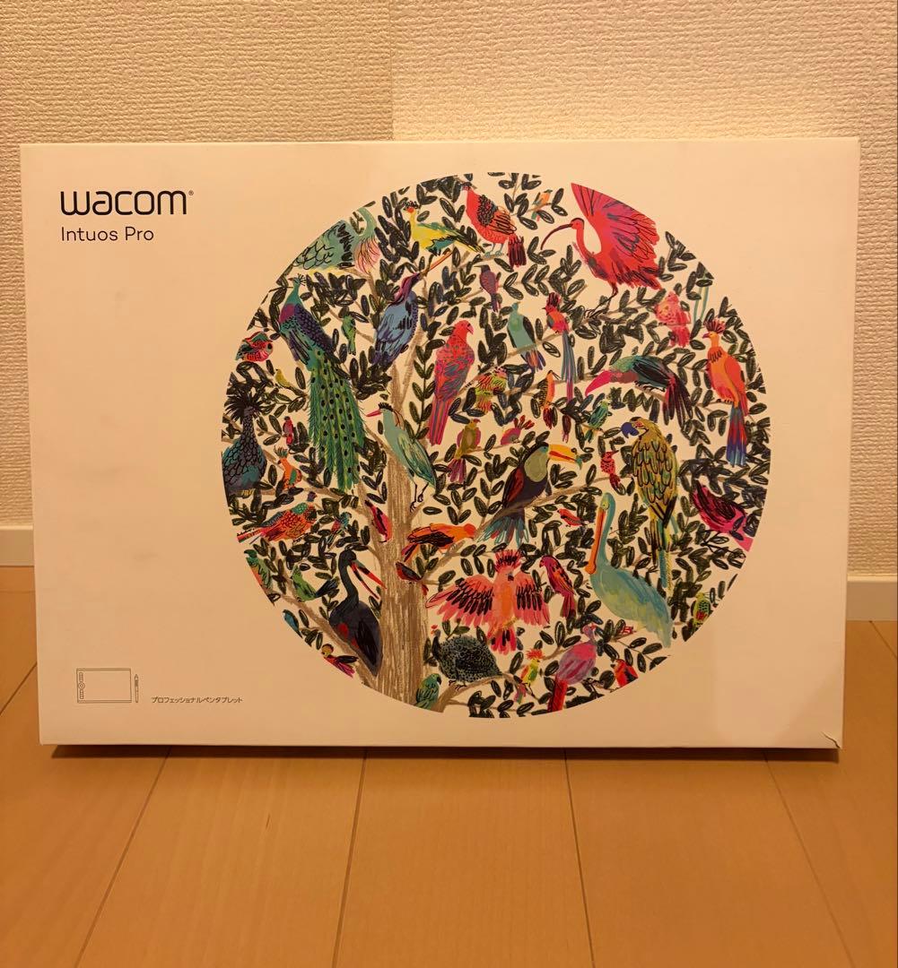 Wacom intuos Pro PTH-660 ペンタブレット　Mサイズ