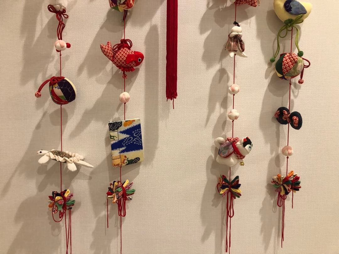 【匿名配送】桃の節句の壁掛け③5蓮　吊るし飾り　吊るし雛