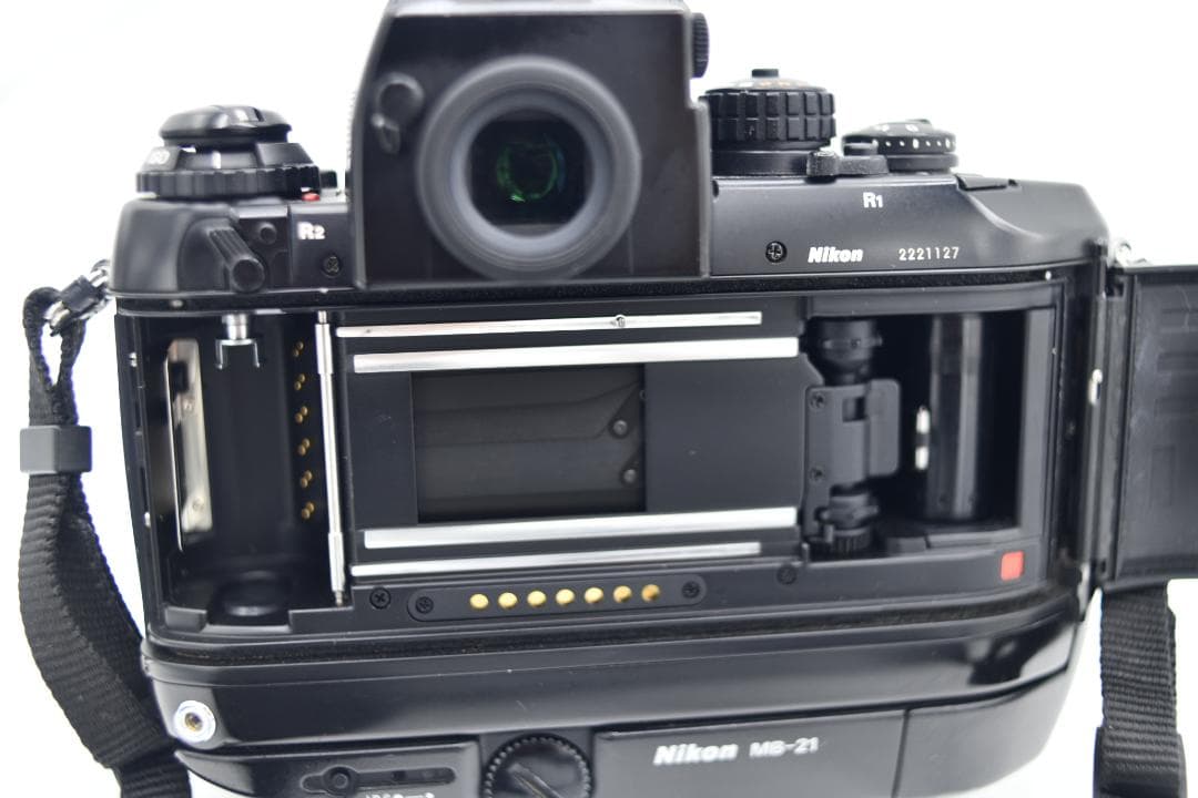 Nikon F4 一眼レフカメラ