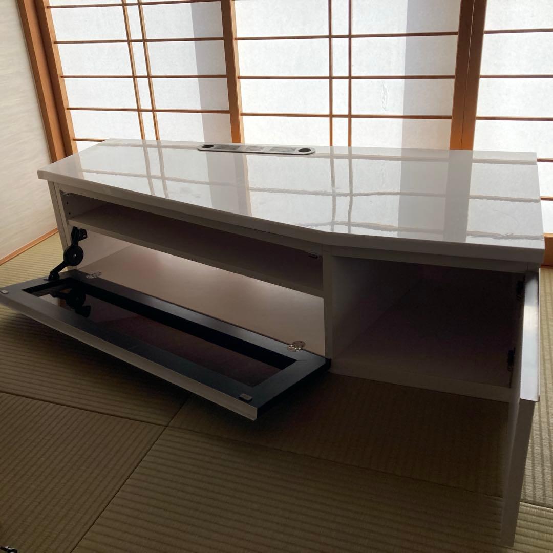 し*ん様 ディノス家具　ホワイト基調のテレビ台　縦60cm×横123cm×高さ3