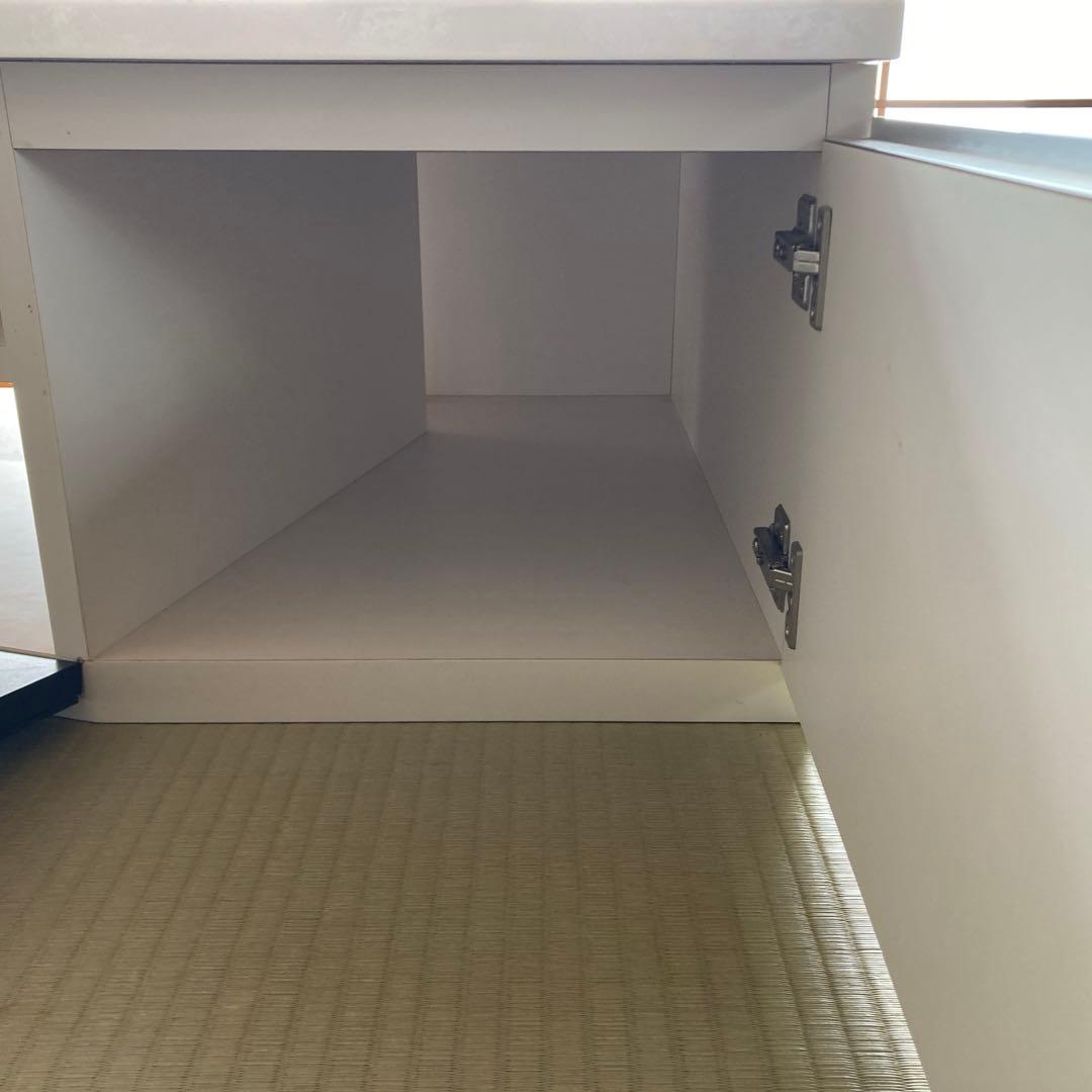 し*ん様 ディノス家具　ホワイト基調のテレビ台　縦60cm×横123cm×高さ3