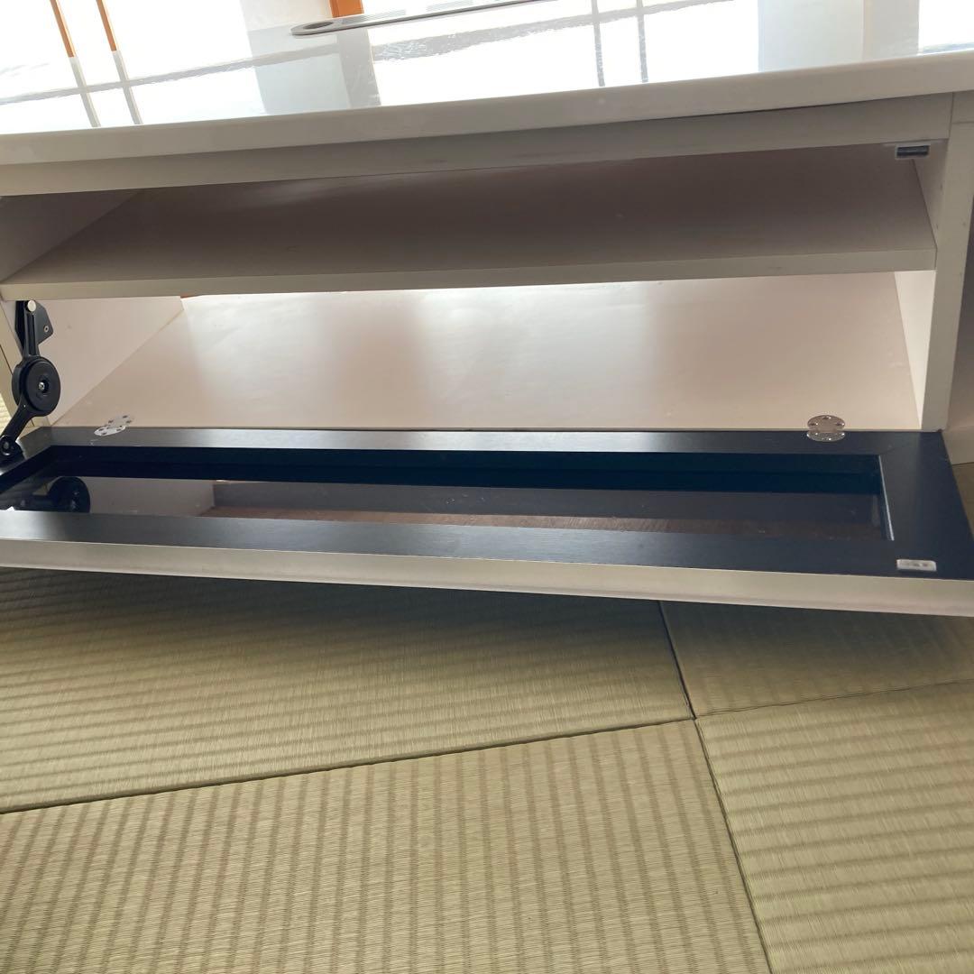 し*ん様 ディノス家具　ホワイト基調のテレビ台　縦60cm×横123cm×高さ3