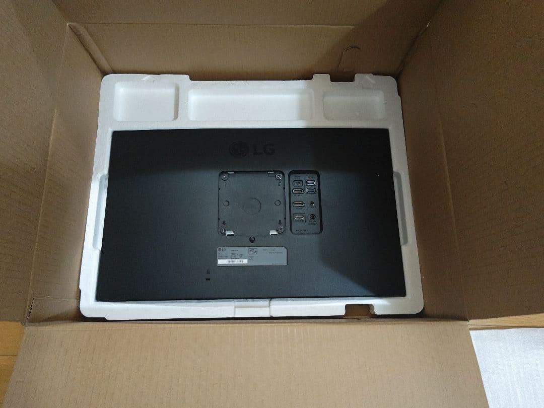 LG WQHD 24QP750-B 24インチ