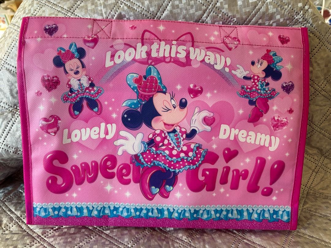 パルパルーザ★ディズニーファンキャップ2点＋トートバッグ＋光るおもちゃ2点