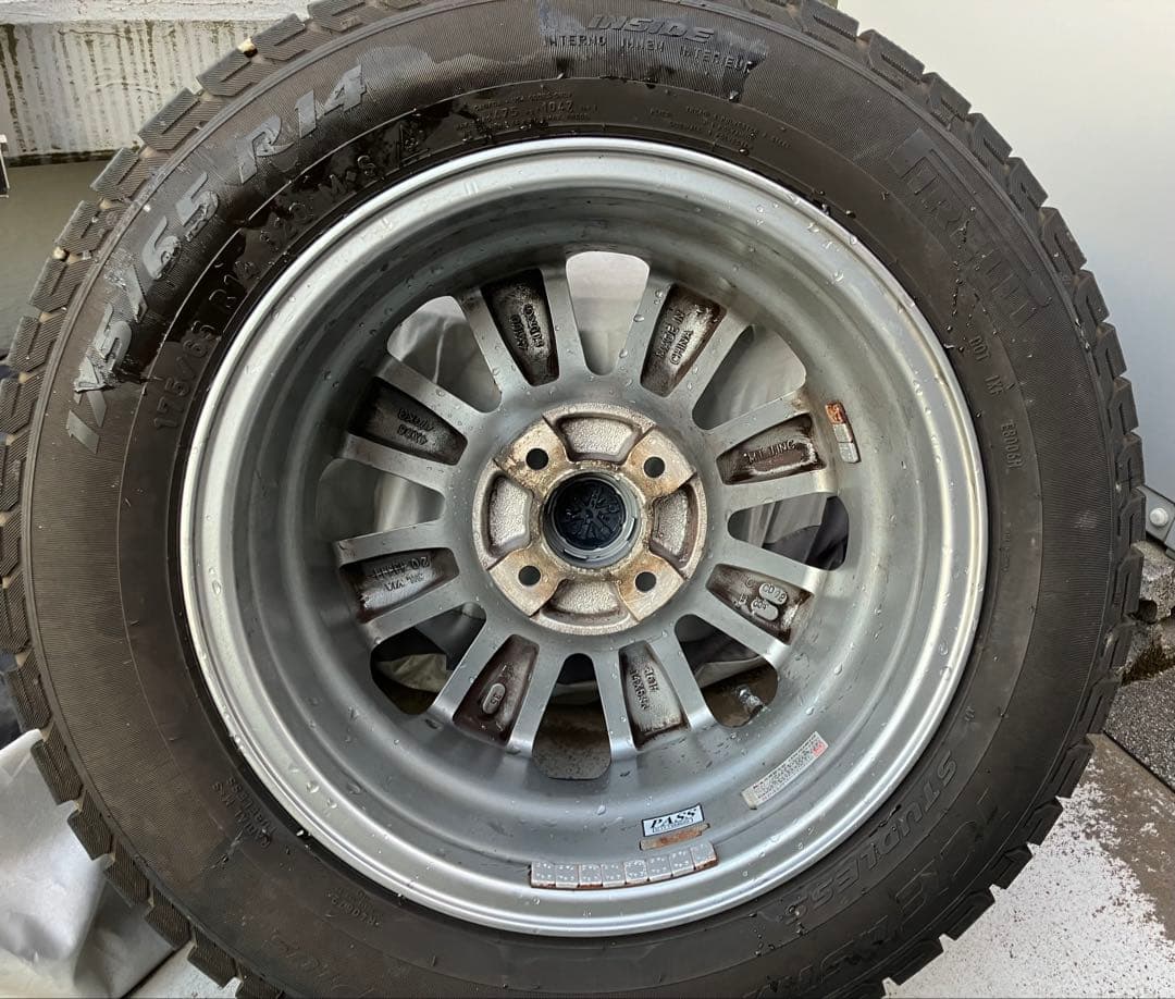 FIAT-PIRELLI 14インチ ICE ASIMMETRICO PLUS