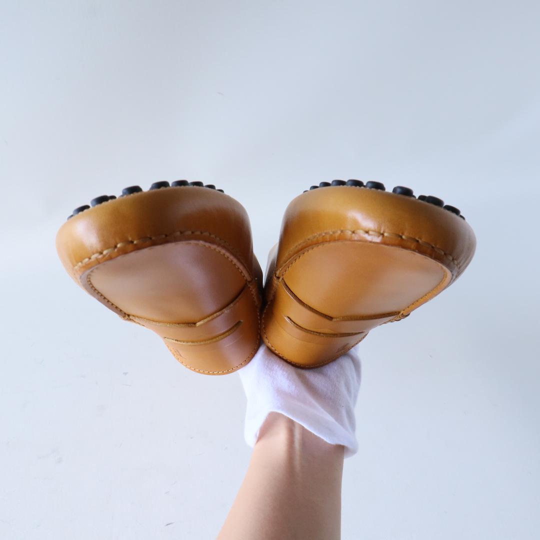 未使用トッズ　ゴンミーニ　イエローキャメル　8.5 27.5cm ドライビング