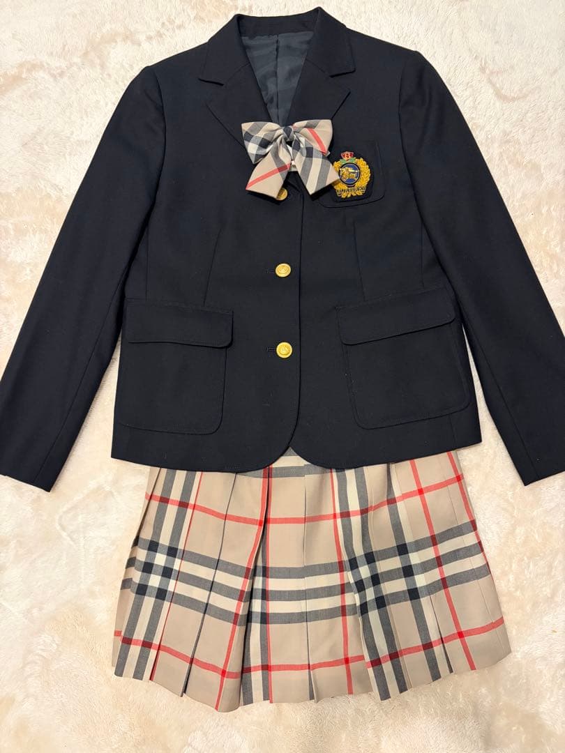 美品！バーバリー　卒業式　女の子　150