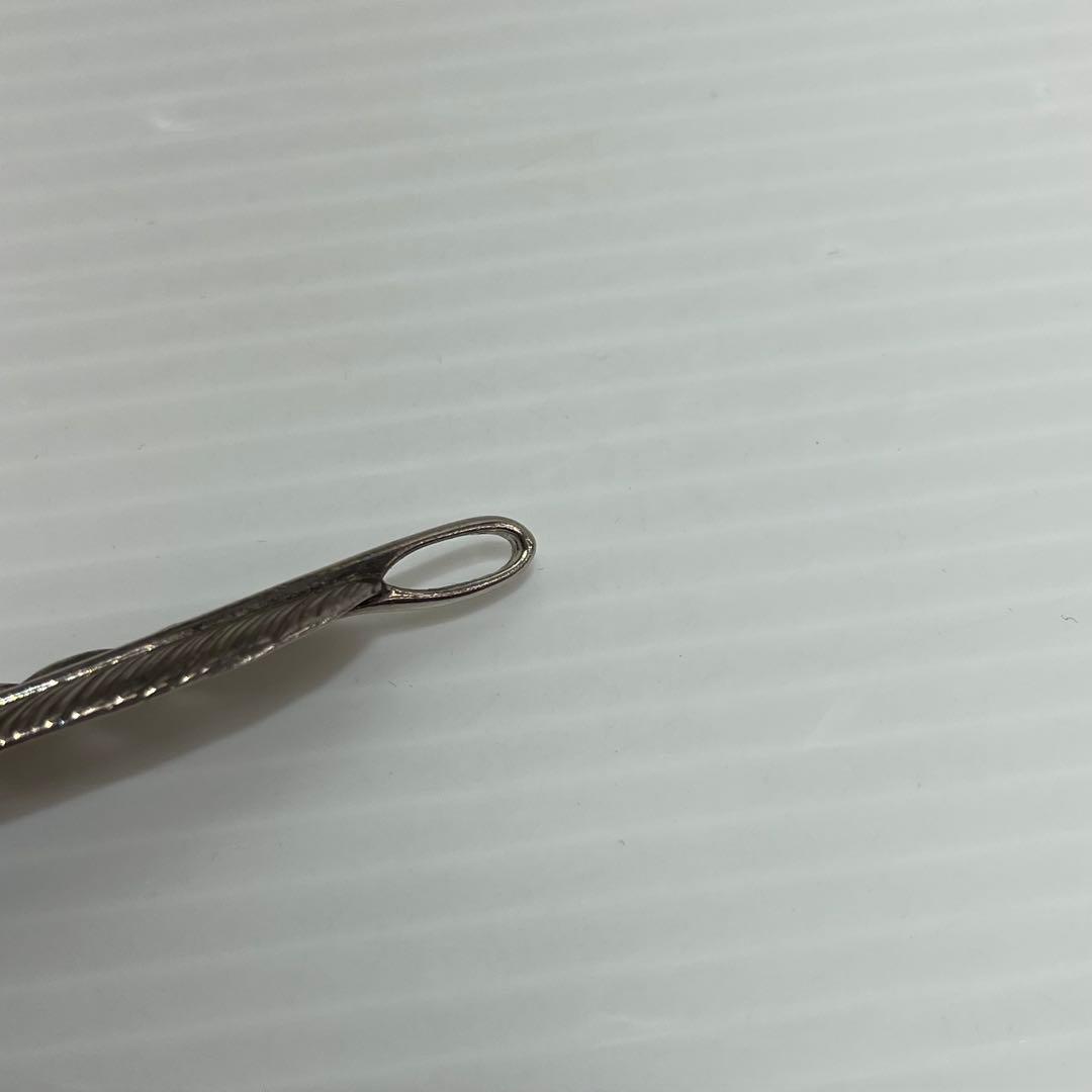 knmen165-0579 TADY&KING SVフェザーペンダントトップ