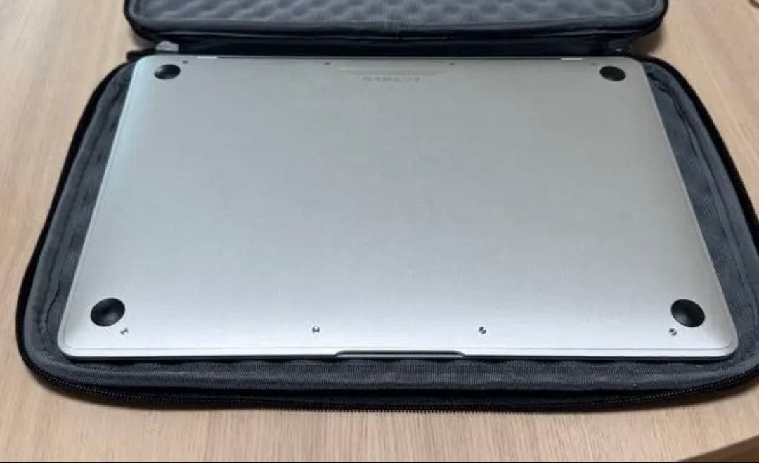 Apple MacBook シルバー 本体　256GB