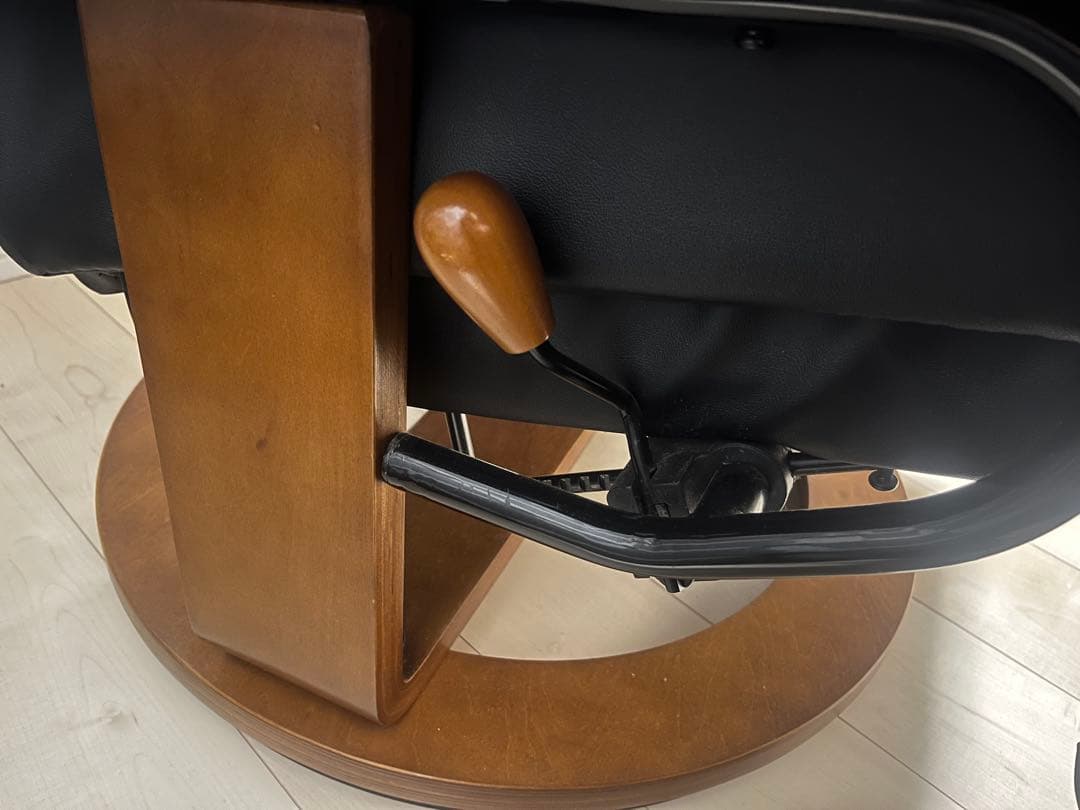 【直接受取り限定】一人用ソファ（リクライニング機能あり）