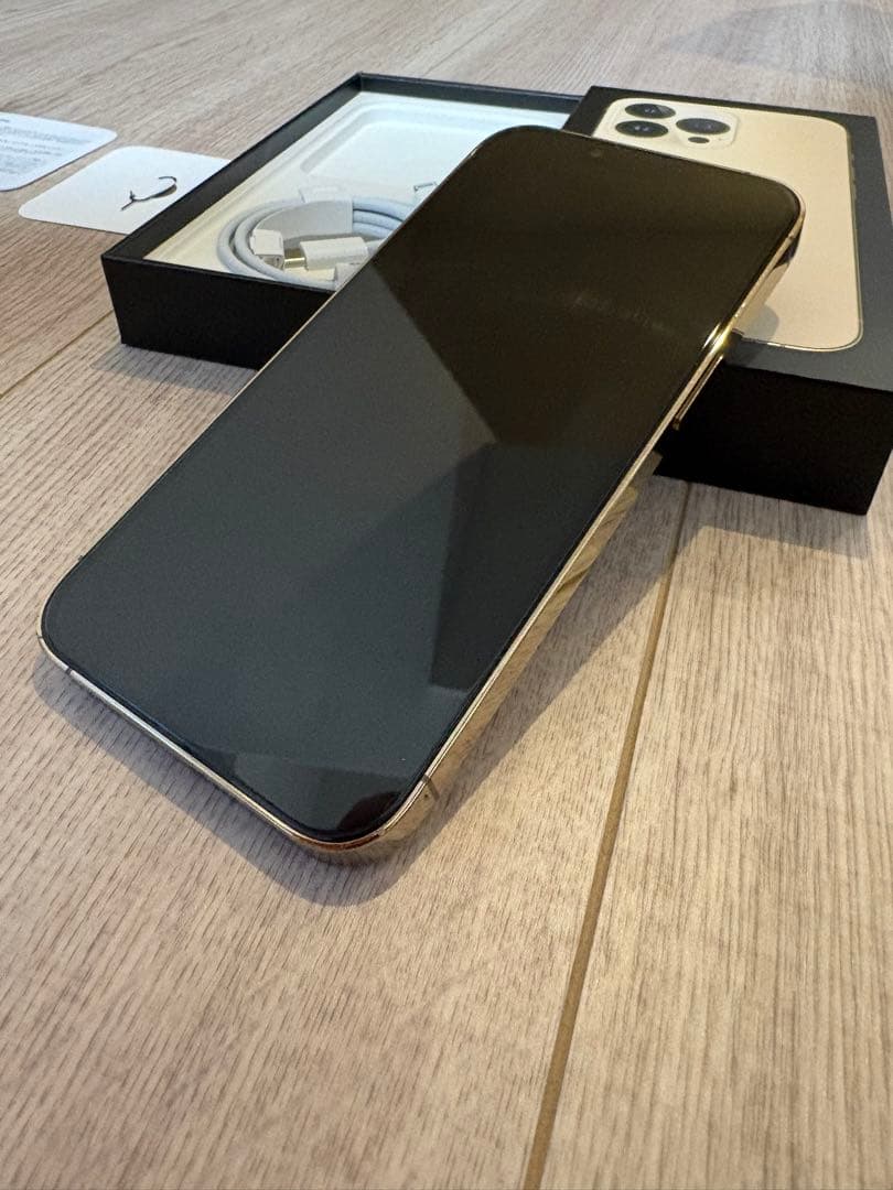 Apple iPhone 13 Pro 256GB ゴールド 本体