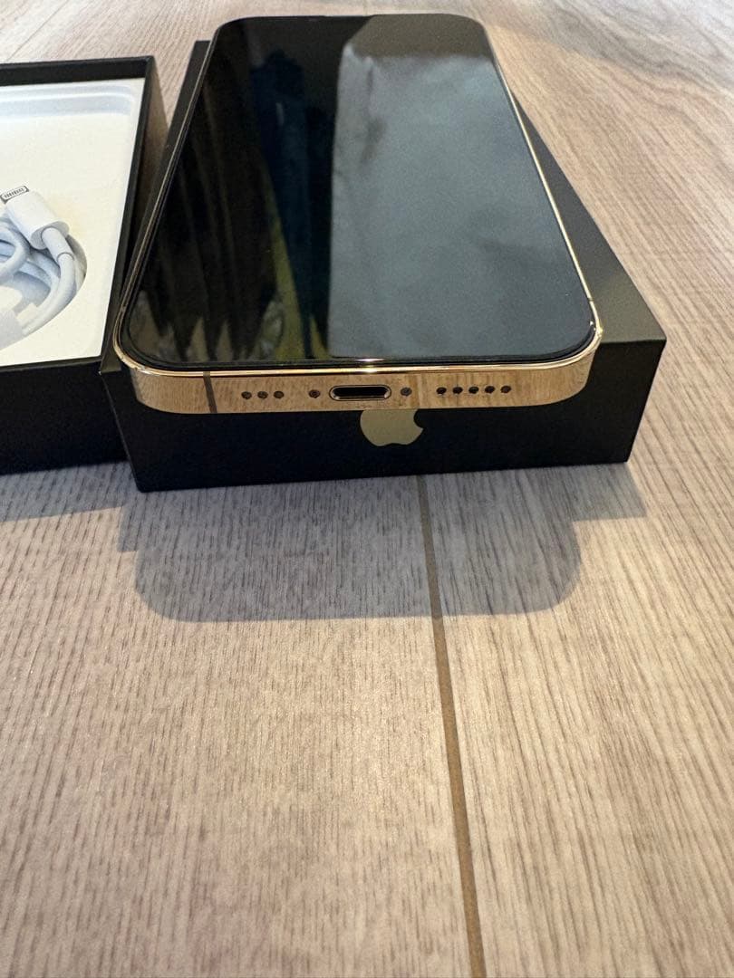 Apple iPhone 13 Pro 256GB ゴールド 本体