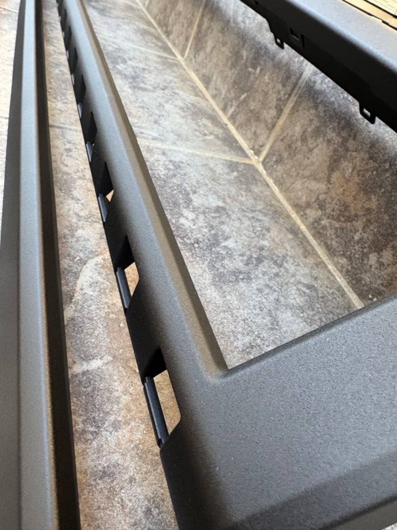 ランドクルーザー250 グリル　モール　リアガーニッシュ　ラプターライナー塗装