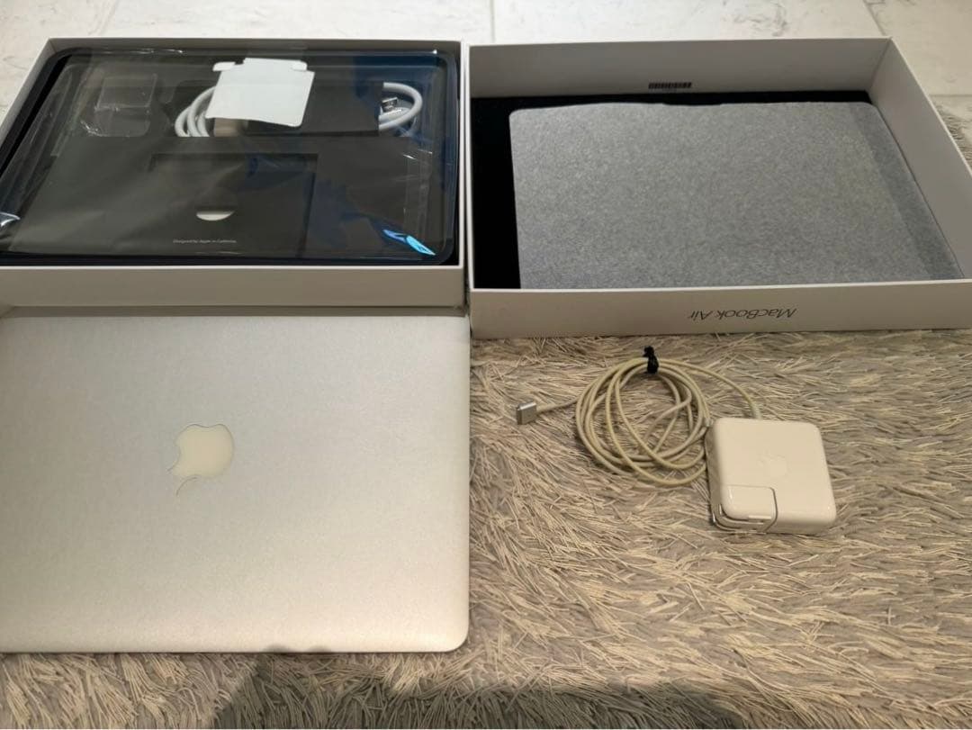 スマホ・タブレット・パソコン Mac Book Air core i5 8GB 128GB