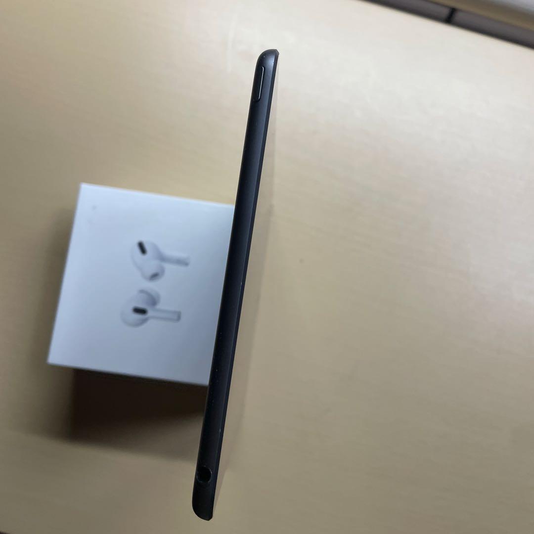 iPad mini5 第５世代　256GB Wi-Fi 割れなし