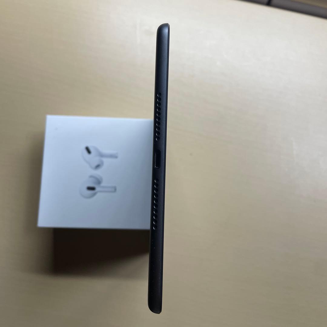iPad mini5 第５世代　256GB Wi-Fi 割れなし