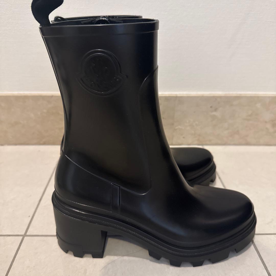 モンクレール　レインブーツ
