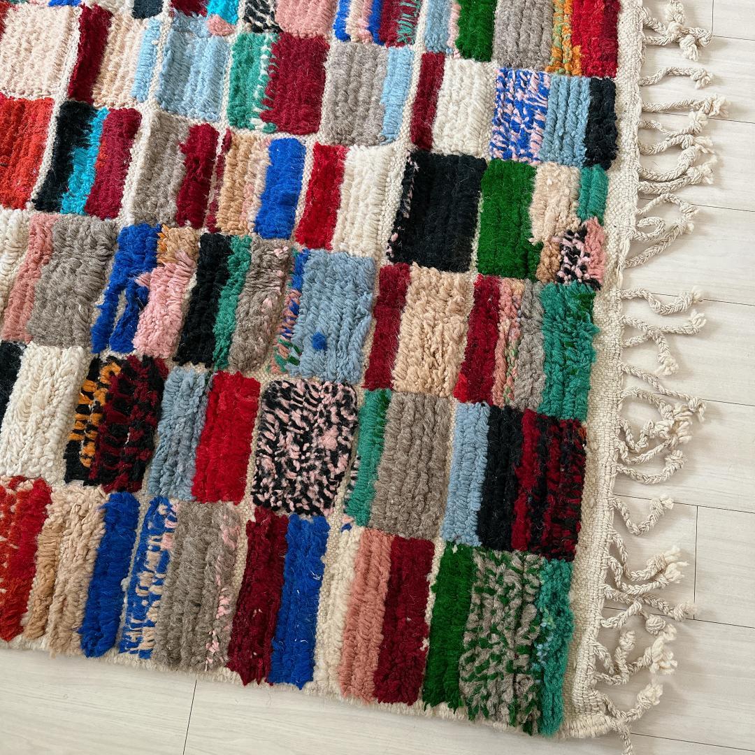 モロッコ製ラグ147 レア マルチカラー レッド ミント ブルー グリーン