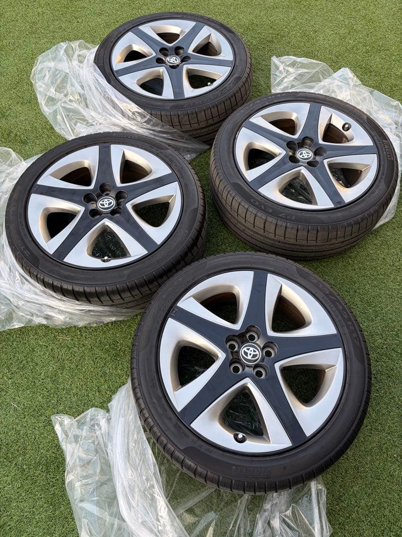 トヨタ プリウス50純正17インチ ホイールセット