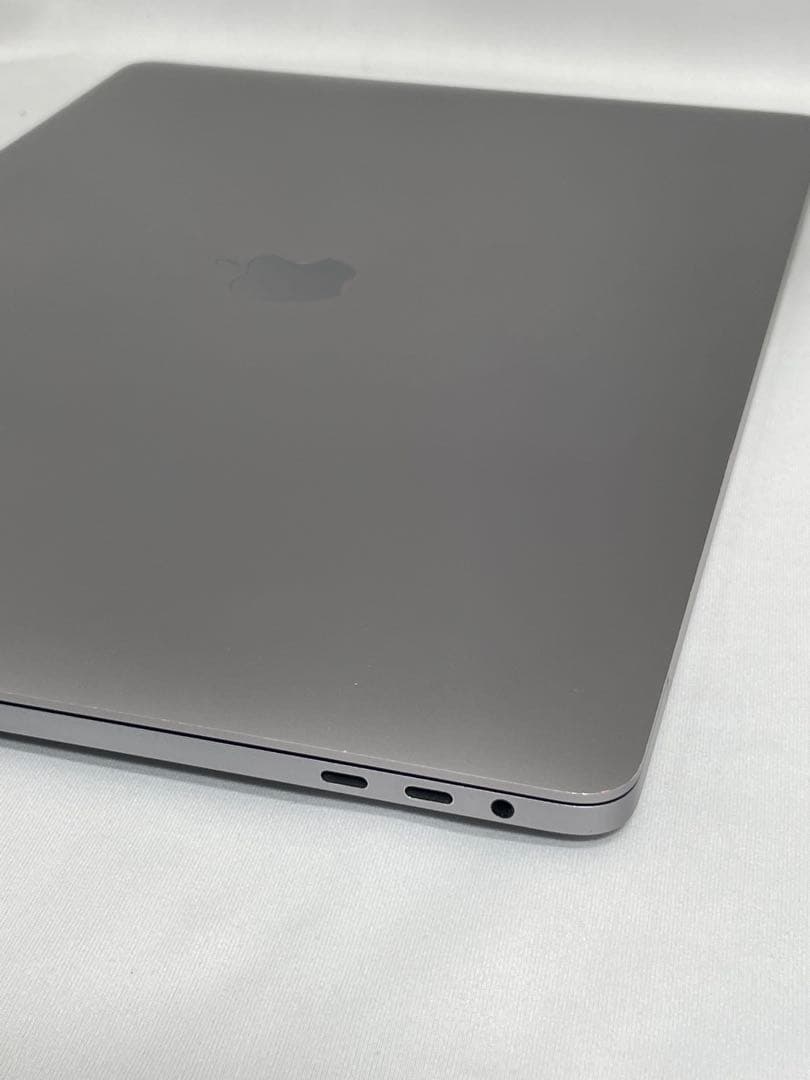 MacBook本体 MacBook Pro 16 i9 32GB 2TB GPU 8GB 2019