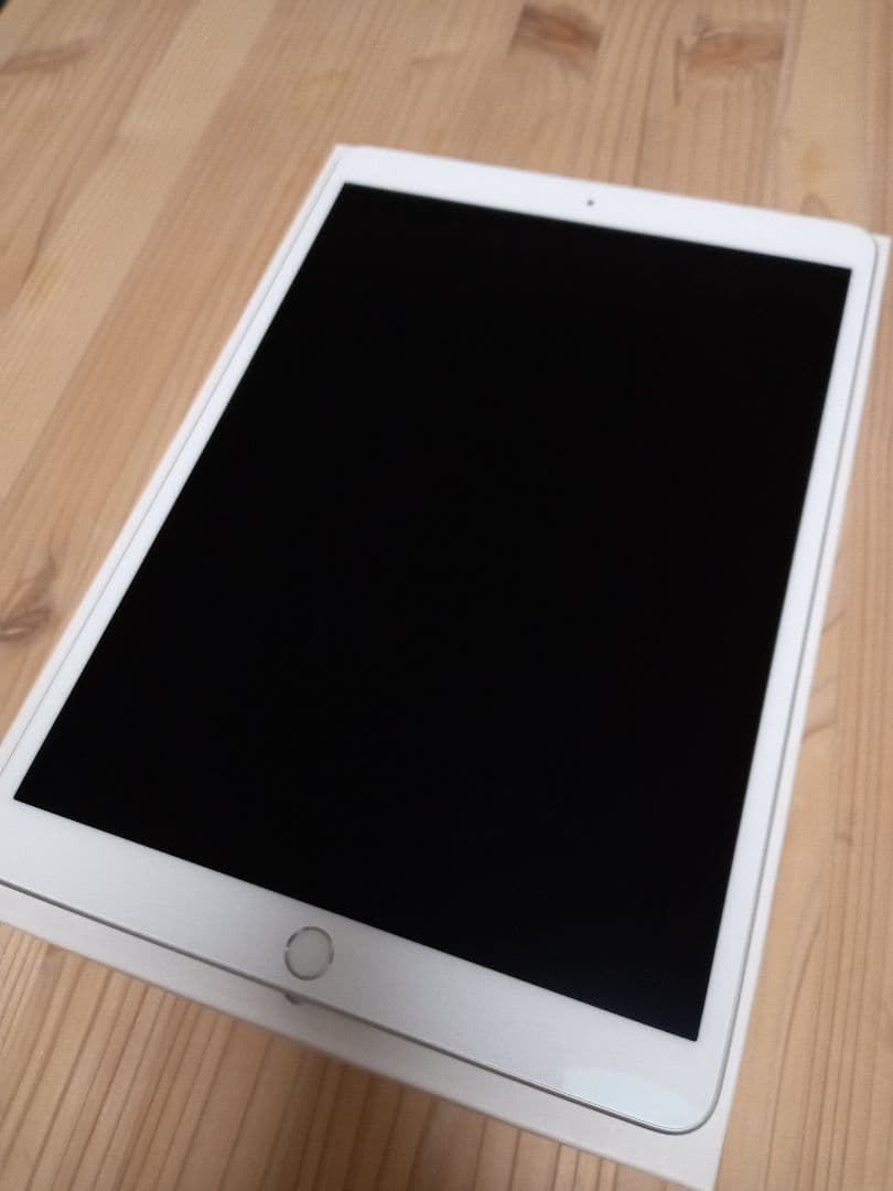 バッテリー容量100%iPad Air 第3世代 Wi-Fi＋セルラー64GB