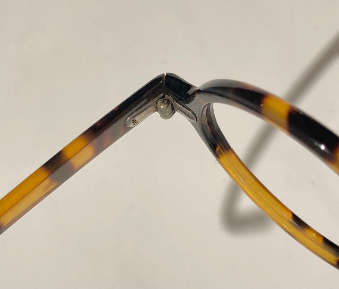 本べっ甲　ラウンド型眼鏡