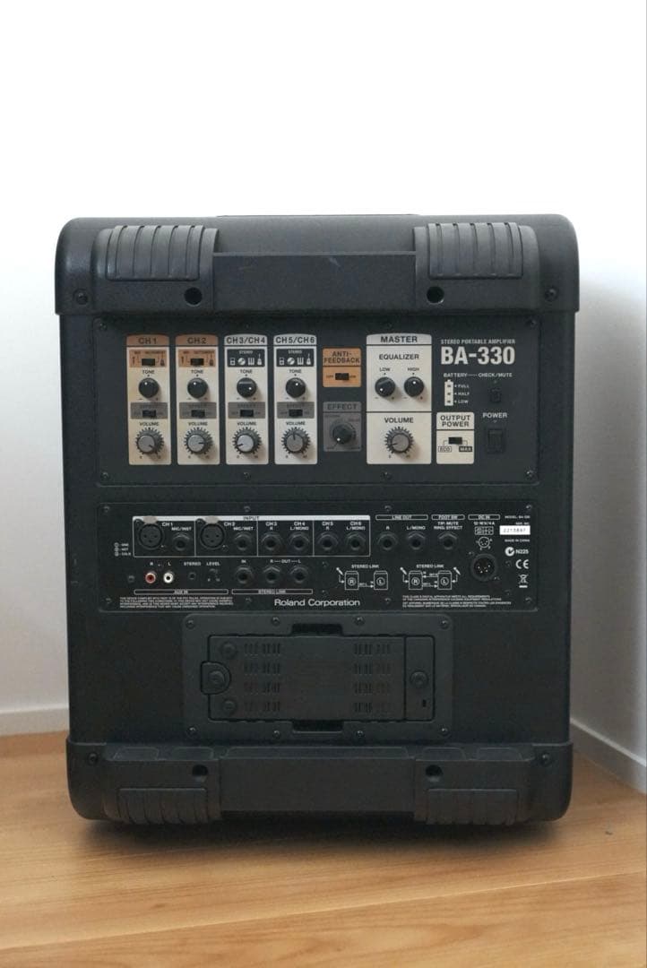 割引Roland BA-330 ポータブルステレオアンプスピーカー［通電確認済］