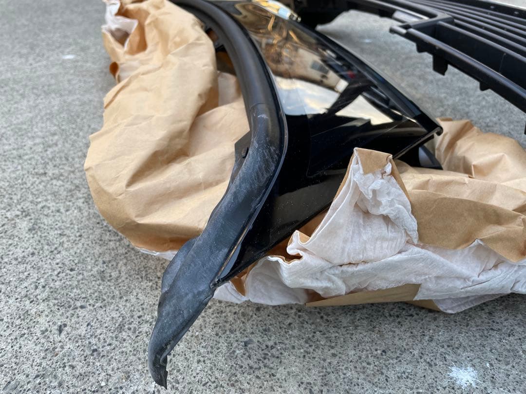 60 ハリアー フロントグリル　ロアグリル