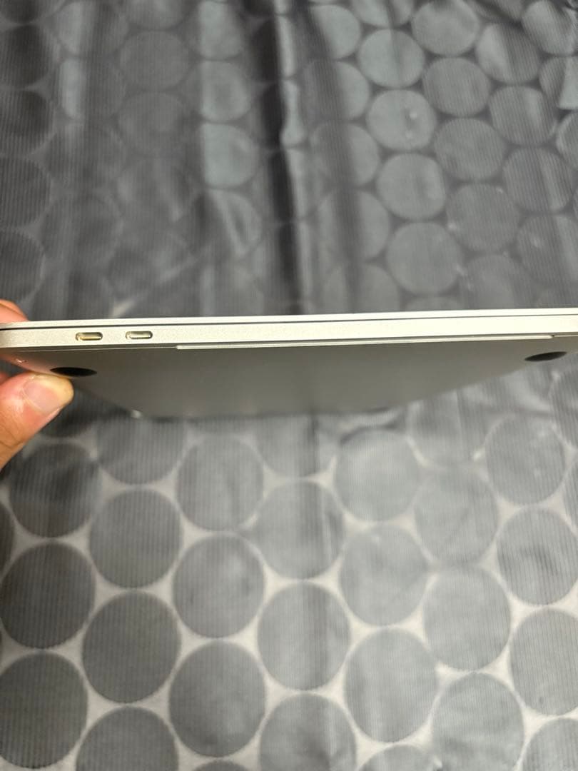 MacBook本体 MacBook Pro 13 2020 i7 16GB 512GB