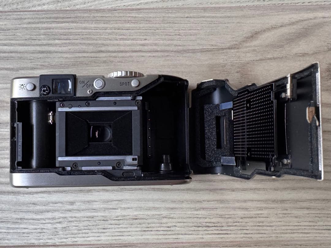 【美品】ミノルタ MINOLTA TC-1 コンパクトフィルムカメラ