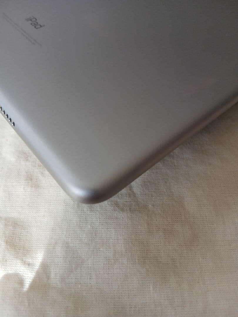 美品 iPad pro10.5 バッテリー85%