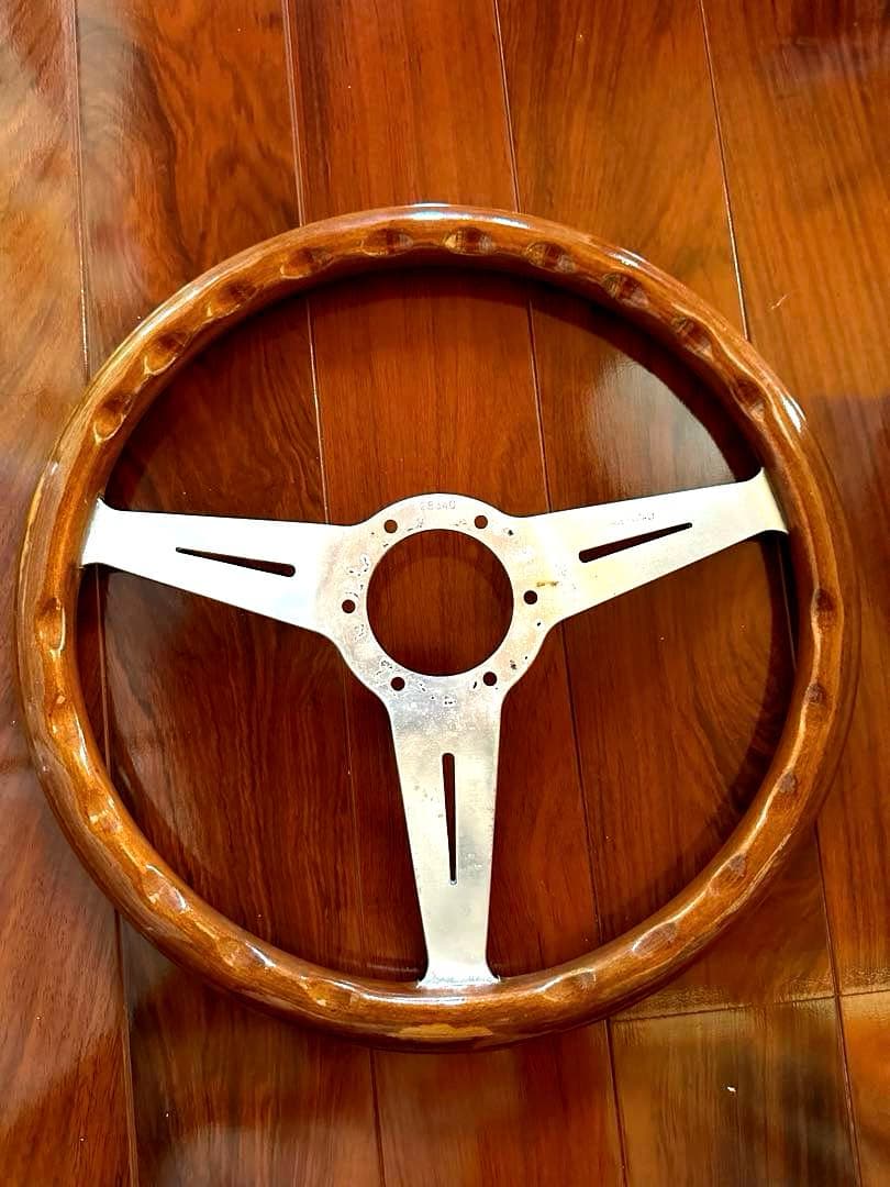 ナルディクラシック　36パイ　ナルディ　ウッド　ステアリング
