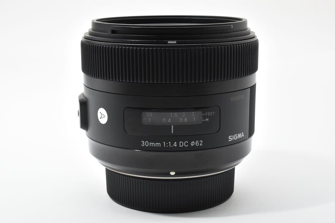 ■美品■ シグマ 30mm F1.4 DC HSM Art #C580