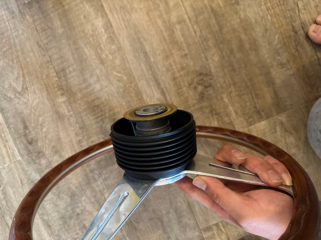 ナルディーステアリング　ハンドル 78プラド