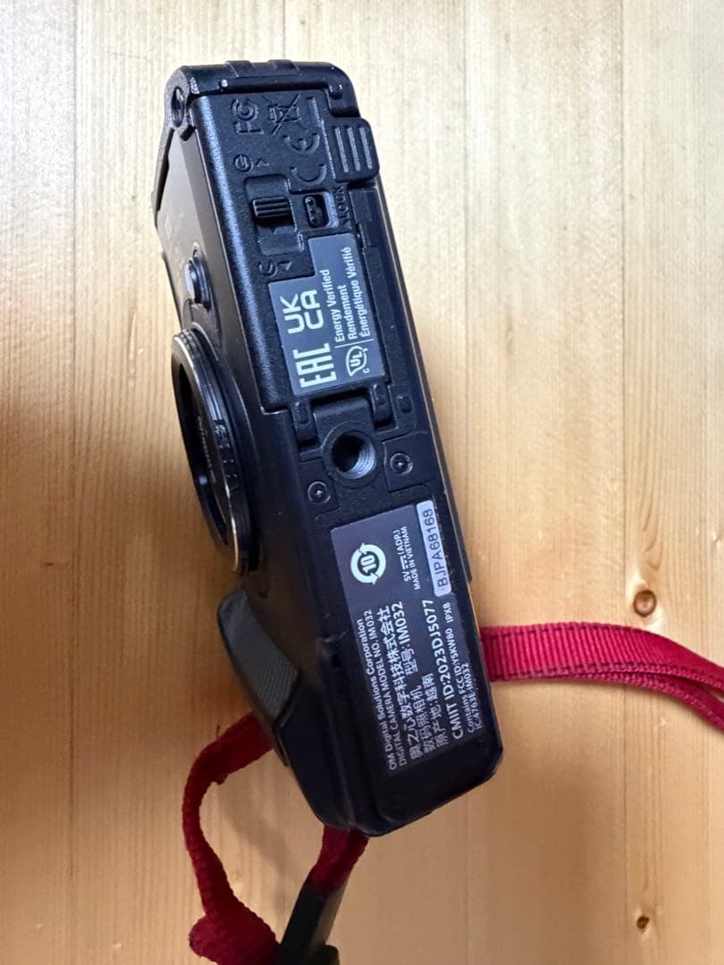 OM SYSYTEM コンパクトデジタルカメラ Tough TG-7 ブラック