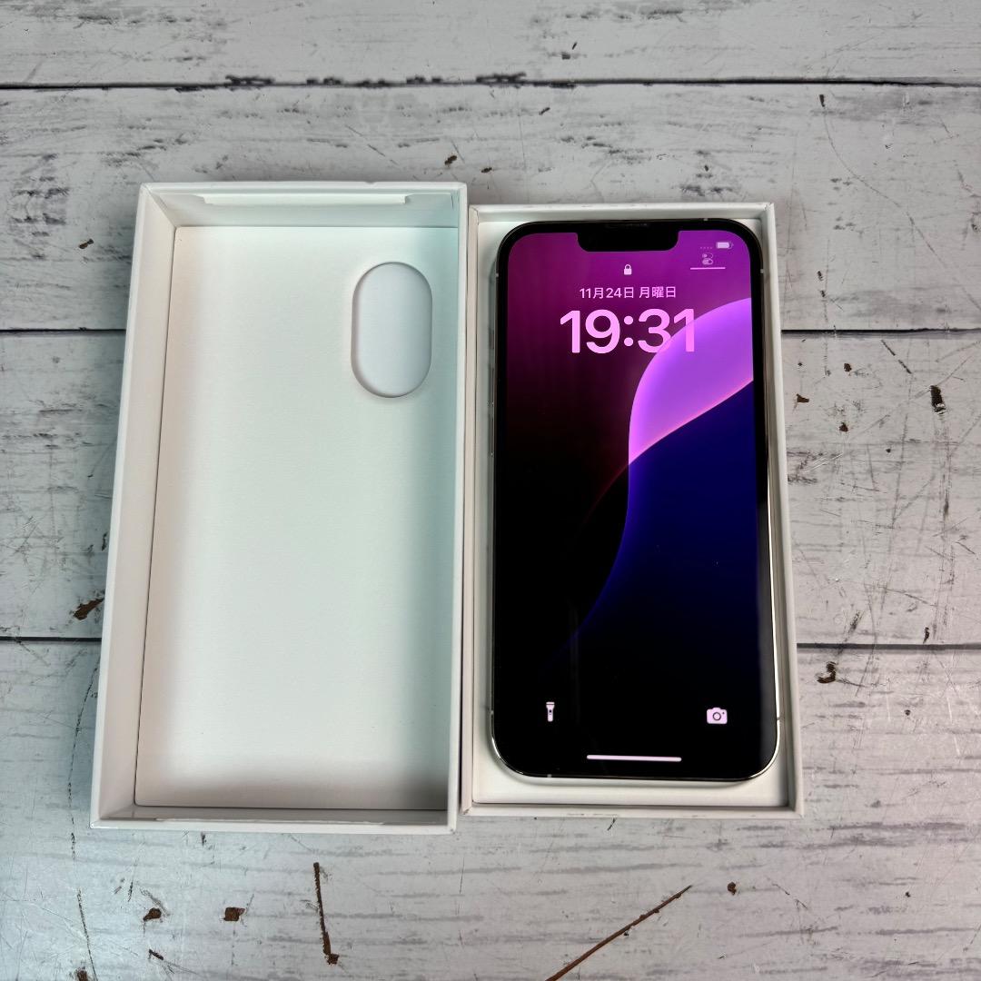 iPhone 13 Pro 256GB シルバー 本体のみ バッテリー74%
