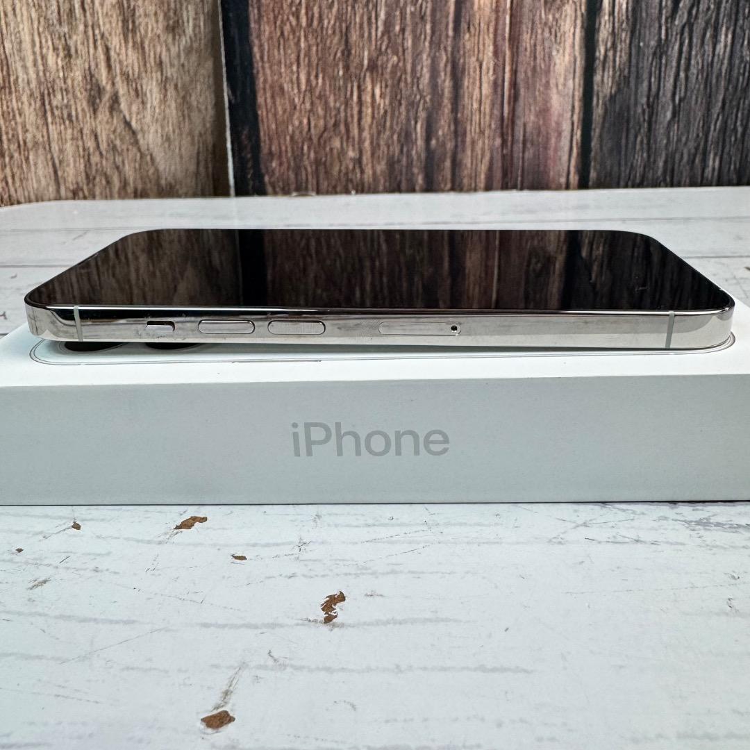 iPhone 13 Pro 256GB シルバー 本体のみ バッテリー74%