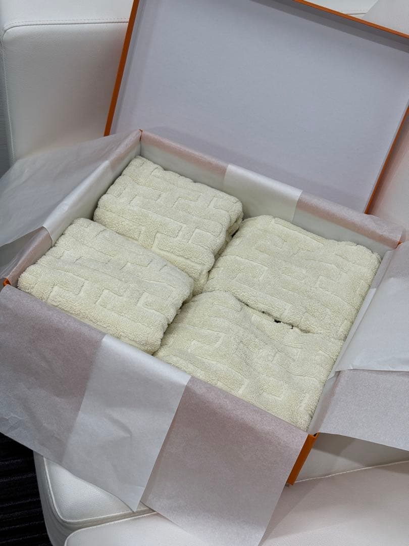 HERMES ホワイトタオルセット オレンジボックス入り