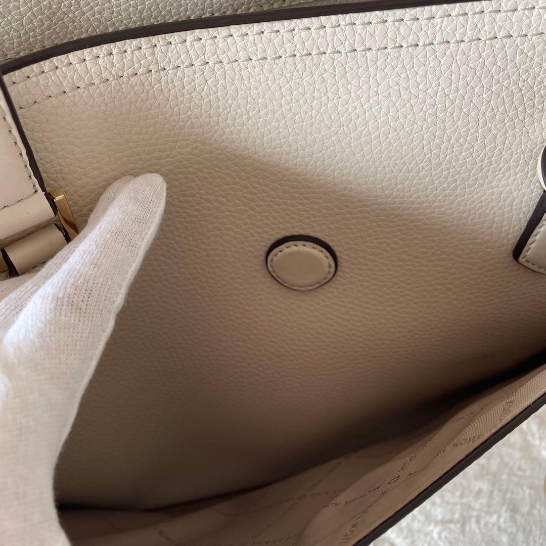 みっちゃん様‪☆MICHAEL KORS ホワイト トートバッグクラッチバッグ付