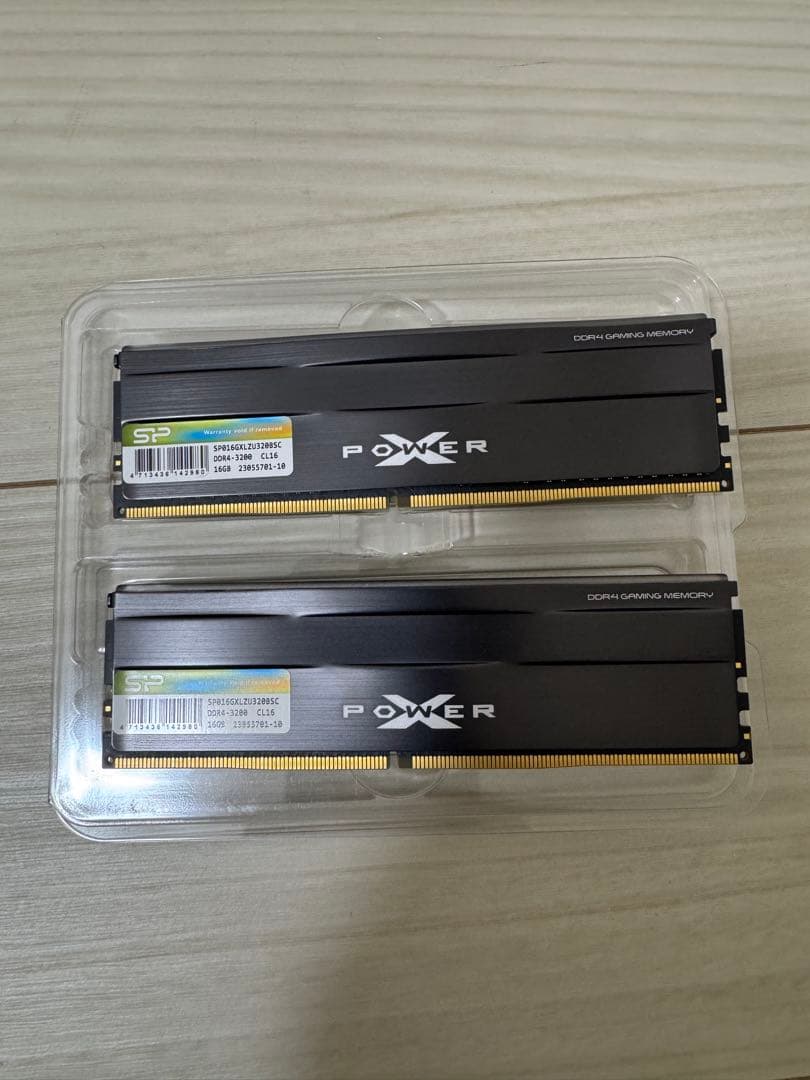 POWER 32GB DDR4 3200MHz メモリー